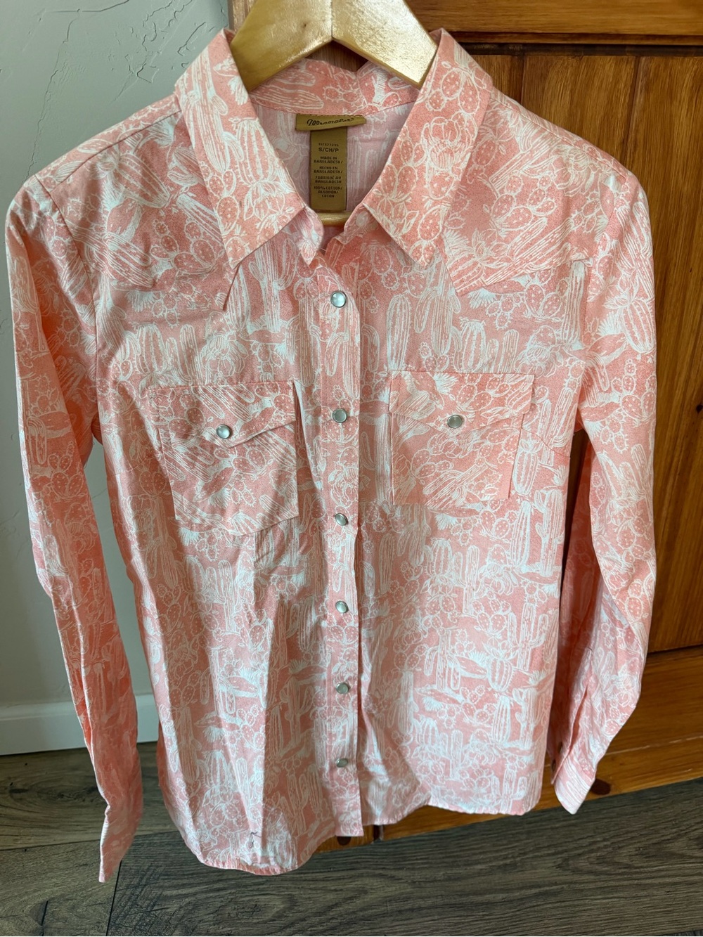 Wrangler Pink Western Snap Shirt Cactus Print Cotton Button Down Women’s Small